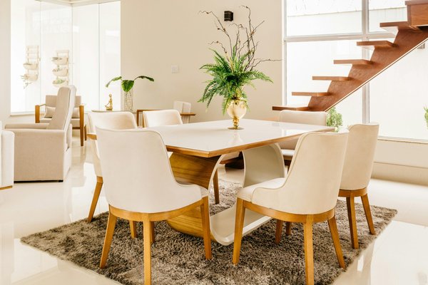 L'art d'associer les couleurs dans votre mobilier: Guide pratique pour un intérieur harmonieux