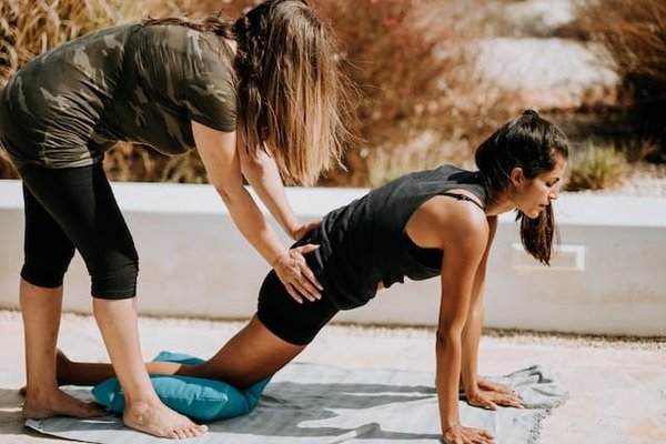 5 Routines de soin à adopter pour une peau éclatante