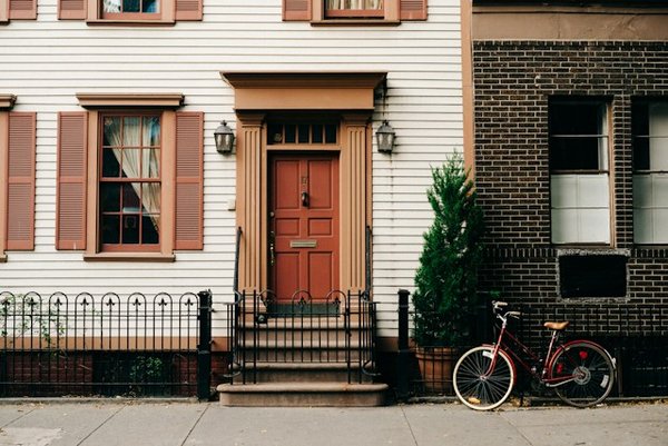 Guide expert: conseils en immobilier d'entreprise à Lyon